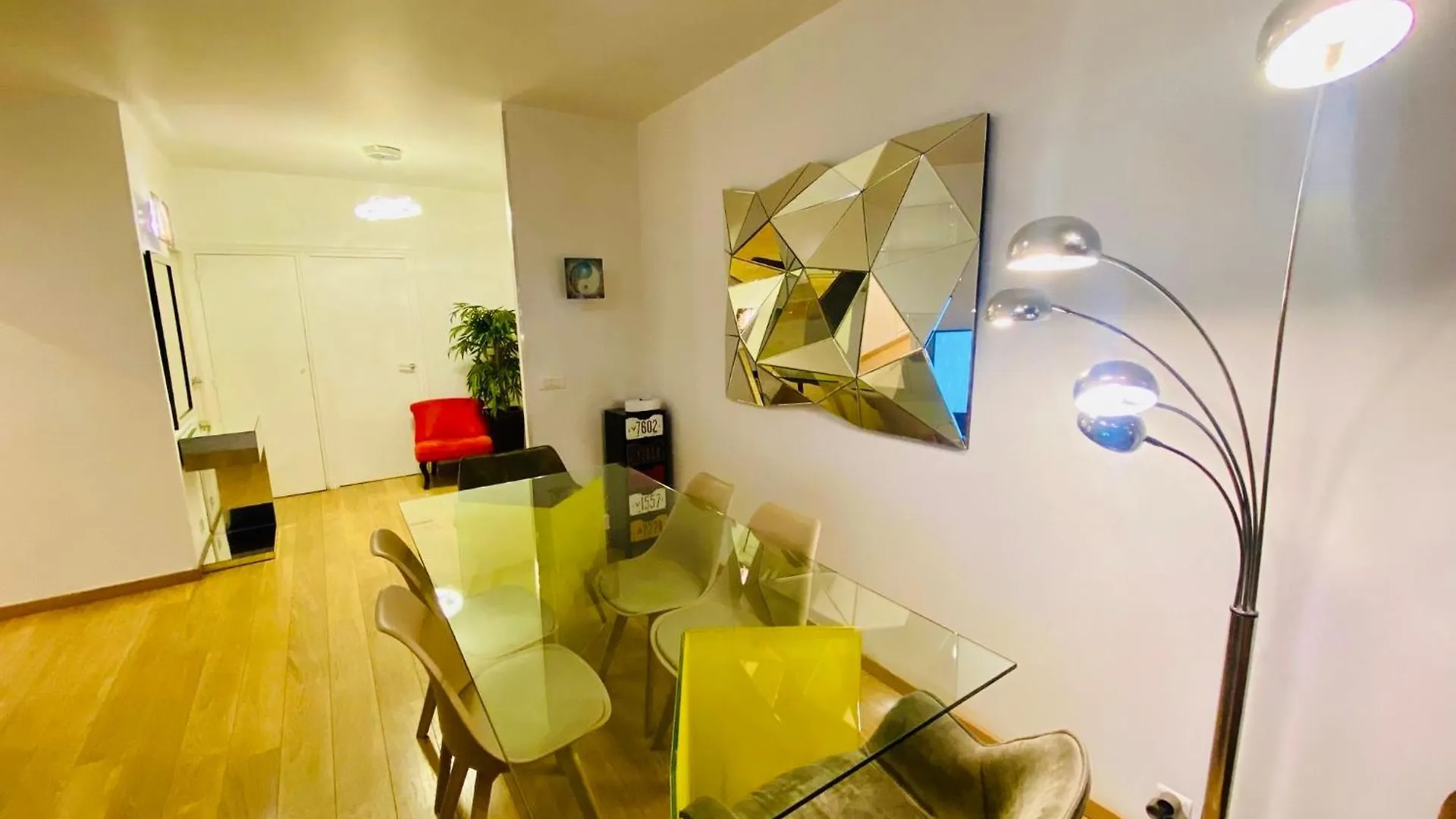 Superbe Appartement Tour Eiffel Mirabeau Párizs Franciaország