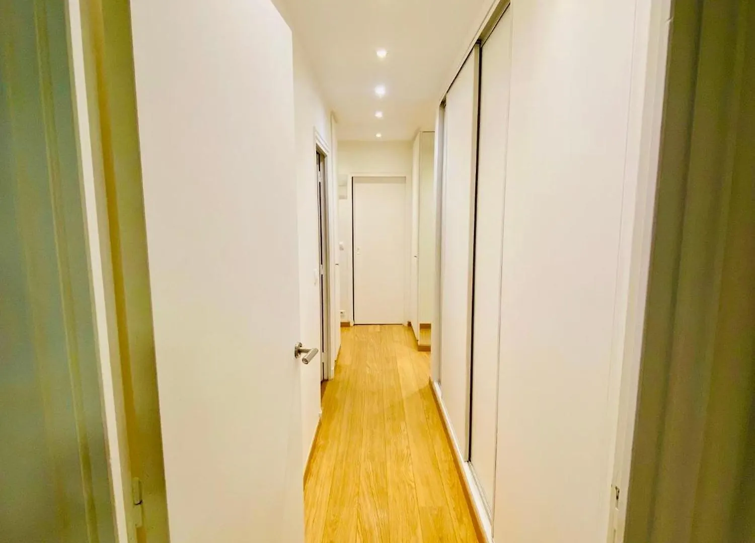 Apartment Superbe Appartement Tour Eiffel Mirabeau Paris France